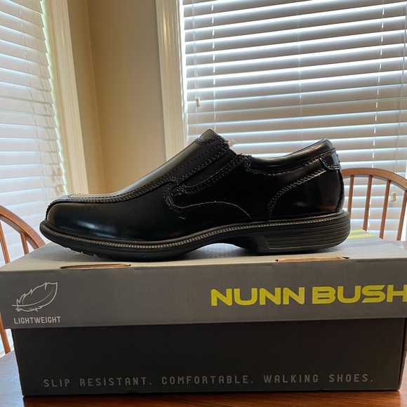 Nunn Bush Bleeker St Dress Shoes Slip-on Black Mens or Boys